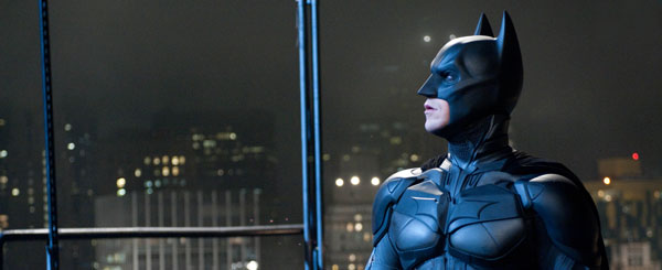 Batman and Bane in Lover’s Quarrel in New Movie Images